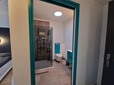 Salle de bains dans l'établissement Clos Merise - appartement de 3 chambres