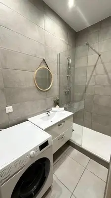 Salle de bains dans l'établissement 128 Thiers 2 Chambres Brotteaux