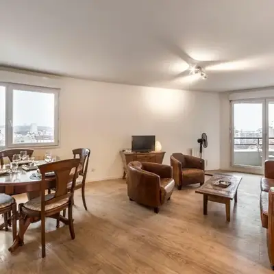 Appartement lumineux Charpennes 2 chambres+ Balcon