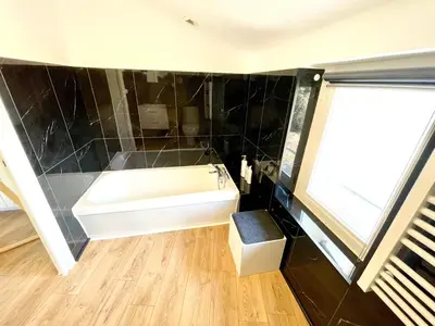 Salle de bains dans l'établissement Cocooning aux portes de Lyon Wifi - Netflix