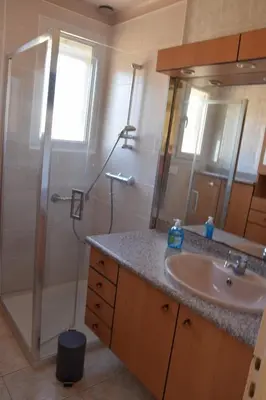 Salle de bains dans l'établissement Maison du Tari