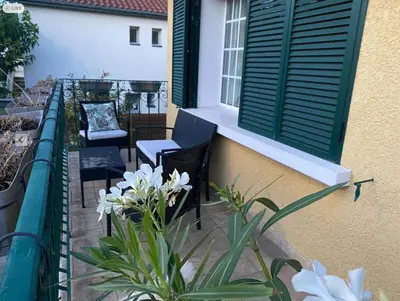 Balcon ou terrasse dans l'établissement Appartement climatisé premier étage Lyon Bron Eurexpo