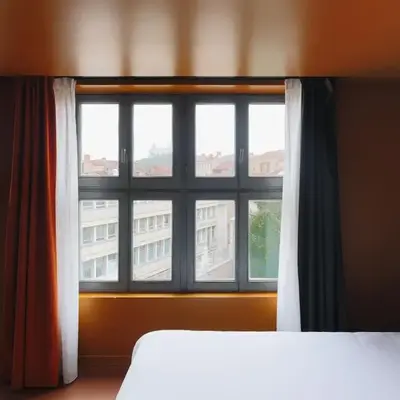People Lyon Hotel