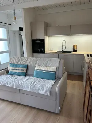 Cuisine ou kitchenette dans l'établissement Le Cottage
