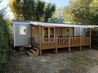 Bâtiment de le camping