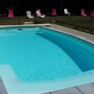 ZEcamping 3 étoiles familial pet friendly avec piscine et restaurant