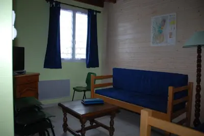 Coin salon dans l'établissement Domaine des Gardette