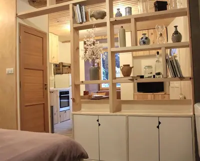 Cuisine ou kitchenette dans l'établissement Studio rénové dans le Château des Tours