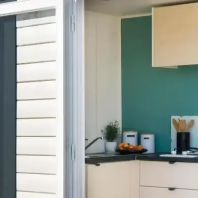 Mobil-home 2 personnes avec terrasse - API-1-52-1406