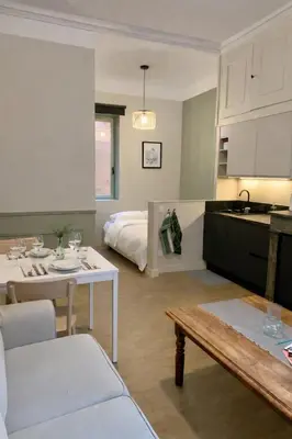 Cuisine ou kitchenette dans l'établissement Le Cachet Lyonnais