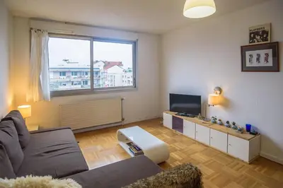 Télévision ou salle de divertissement dans l'établissement Lyon 7 60m 4 pers Ascenseur Proche transports