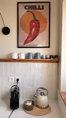 Cuisine ou kitchenette dans l'établissement Maison entière avec 2 chambres , Jardin et parking