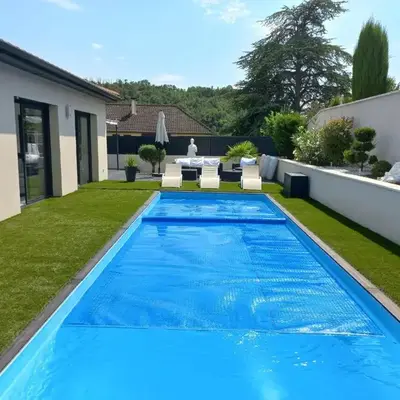 SPLENDIDE VILLA AVEC PISCINE Gleizé