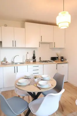 Cuisine ou kitchenette dans l'établissement Studio avec parking privé à 8 min du tram