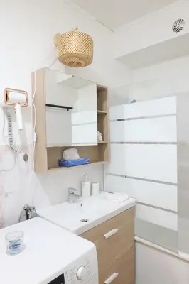 Cuisine ou kitchenette dans l'établissement Studio avec parking privé à 8 min du tram