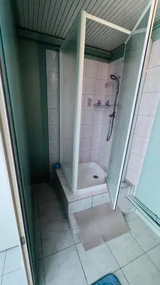Salle de bains dans l'établissement Logement - maison d'hôtes Communay