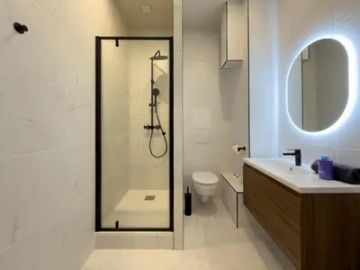 Salle de bains dans l'établissement Le Saint Jean - Signature Urbaine élégante