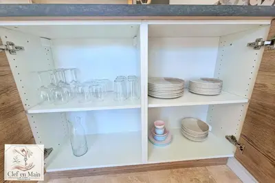 Cuisine ou kitchenette dans l'établissement Parenthèse en Dombes Maison au calme avec jardin
