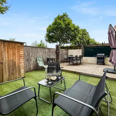 Jardin de l'établissement Appartement Avec Grande Terrasse Proche du Centre