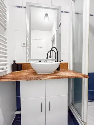 Plan de l'établissement Appartement Avec Grande Terrasse Proche du Centre