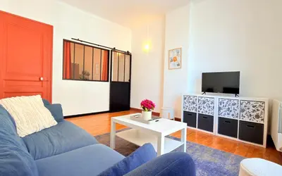 Télévision ou salle de divertissement dans l'établissement Le 188 · Wifi, Lumineux, Cosy