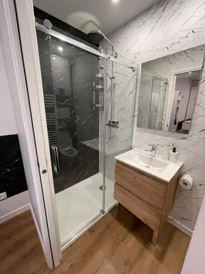 Salle de bains dans l'établissement Saulaie 1