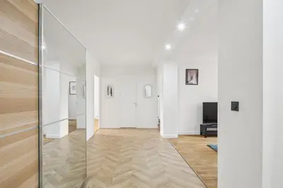 Télévision ou salle de divertissement dans l'établissement Superbe Appartement T3 - Cosy & Spacieux - Lyon 6e, Brotteaux