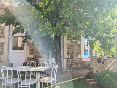 Jardin de l'établissement L'Art de l'Être