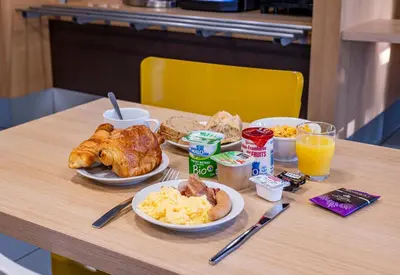Nourriture dans l'hôtel ou à proximité