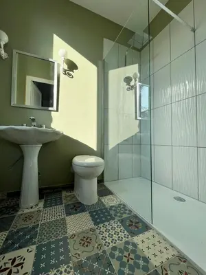 Salle de bains dans l'établissement Maison bourgeoise & spa - 26 personnes