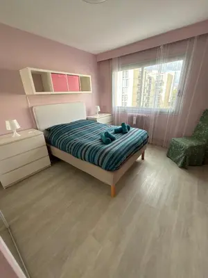 Un ou plusieurs lits dans un hébergement de l'établissement 2 Bedrooms, Secure residence, Parking!
