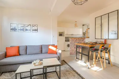 Cuisine ou kitchenette dans l'établissement Appartement business proche gare, Wifi fibre