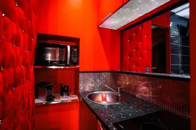 Cuisine ou kitchenette dans l'établissement Le Love Spa