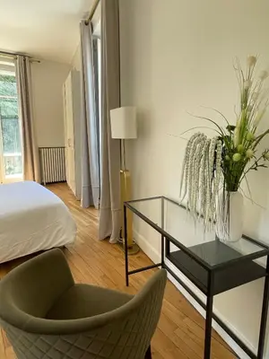 Un ou plusieurs lits dans un hébergement de l'établissement Grand appartement d'exception au Château Randin