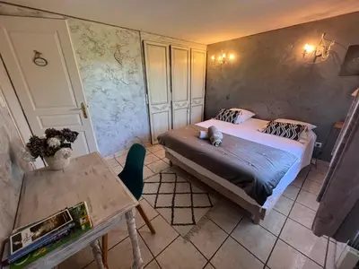Un ou plusieurs lits dans un hébergement de l'établissement Villa Chapulay