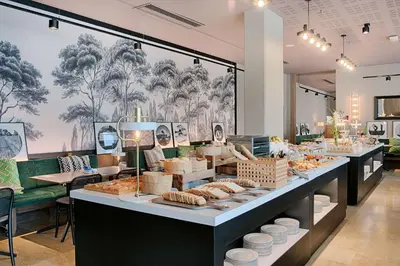 Nourriture dans l'hôtel ou à proximité