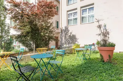 Jardin de l'établissement Appart'City Classic Lyon Villeurbanne