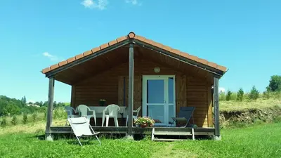 Jardin de l'établissement Les Chalets du Piou