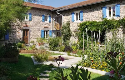 Jardin de l'établissement Aux 3 sapins