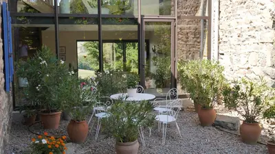 Jardin de l'établissement Aux 3 sapins