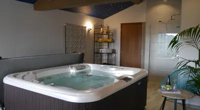 Salle de bains dans l'établissement Aux 3 sapins