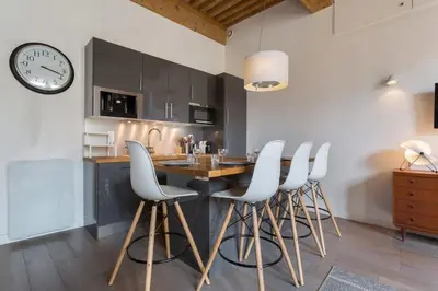 Cuisine ou kitchenette dans l'établissement Pearl - Furnished apartment - Downtown Lyon