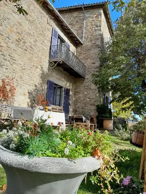 Jardin de l'établissement Chateau De Riverie chambres et table d'hôtes