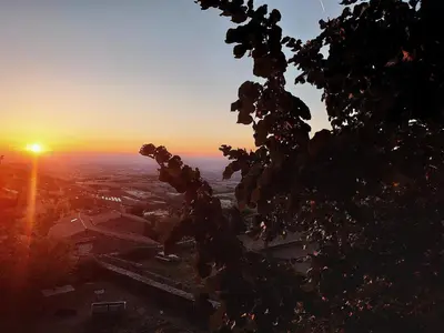 Lever ou coucher de soleil vu de l'auberge ou à proximité