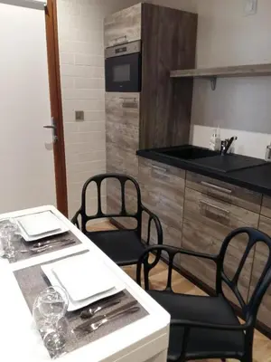 Cuisine ou kitchenette dans l'établissement What Else Hotel