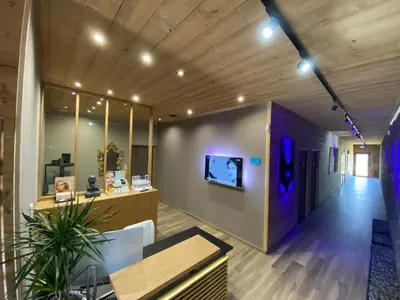 Télévision ou salle de divertissement dans l'établissement What Else Hotel