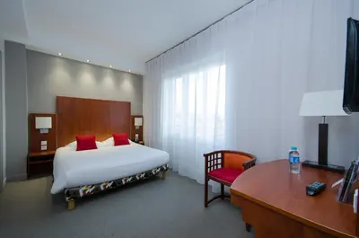 Télévision ou salle de divertissement dans l'établissement Best Western Plus Hotel Plaisance