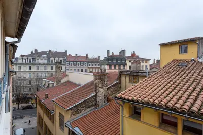 Vue générale sur Lyon ou vue de la ville depuis l'appartement