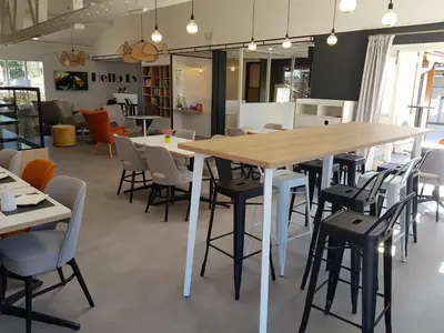 Restaurant ou autre lieu de restauration dans l'établissement KYRIAD LYON EST – Saint Quentin Fallavier