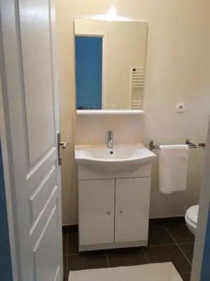 Salle de bains dans l'établissement Atelier Liberation